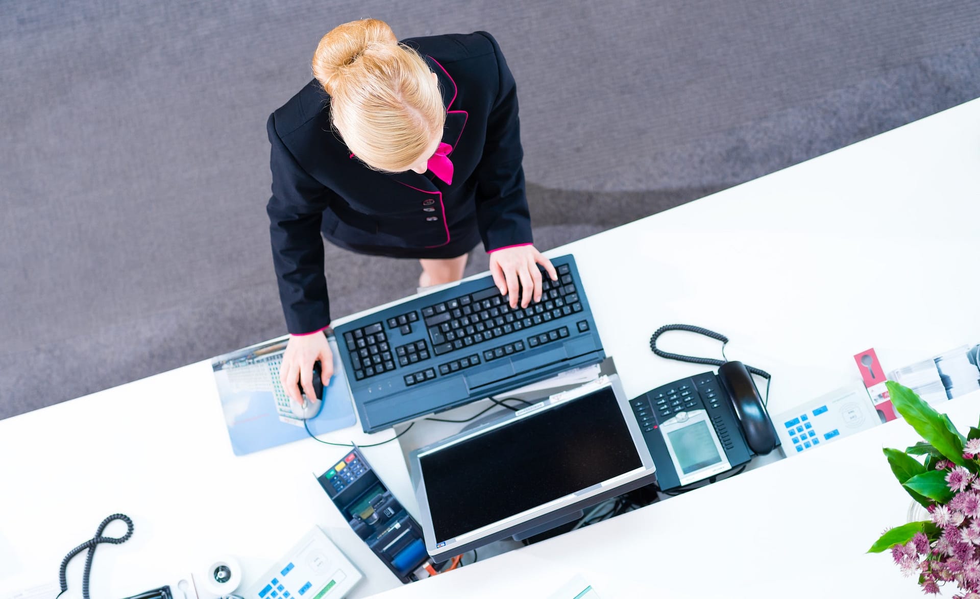 How to beat the Chains as an Independent Hotelier | cms booking system